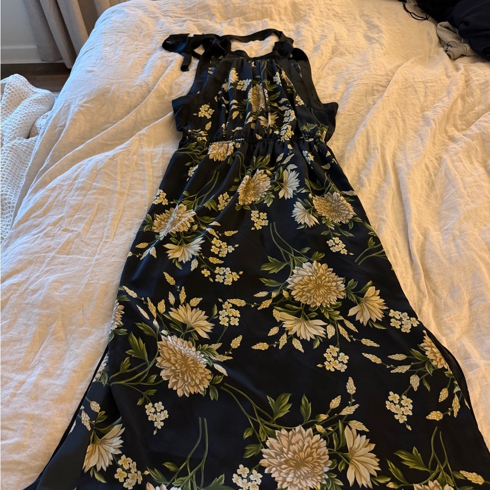 BCBGeneration black and floral Dress